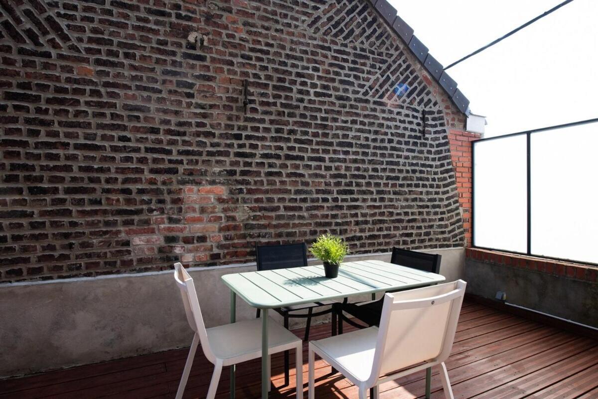 Maison Cosy 4 Chambres, Terrasse, Garage Prive Croix Екстериор снимка